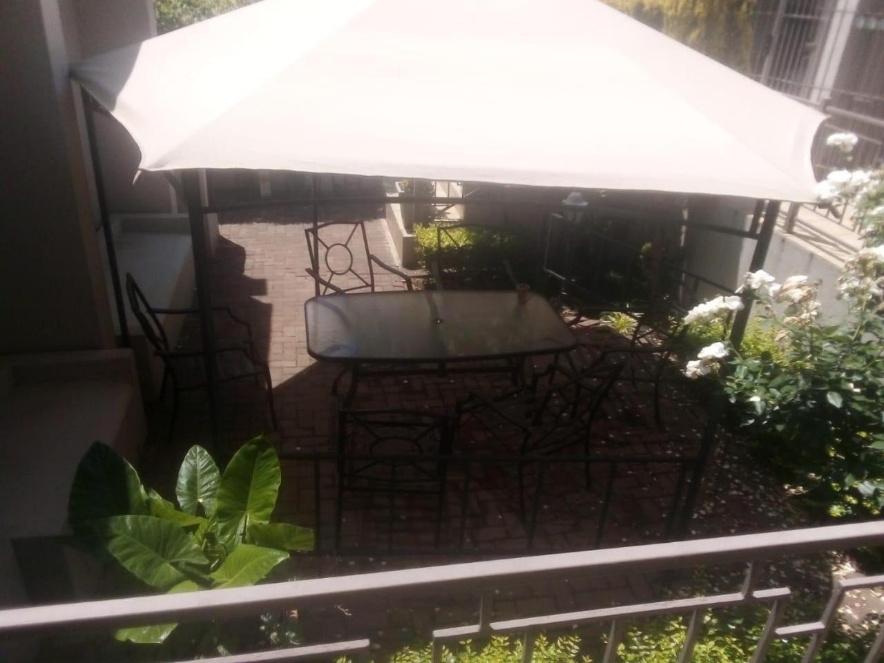 Frankfort Guesthouse Ngoại thất bức ảnh