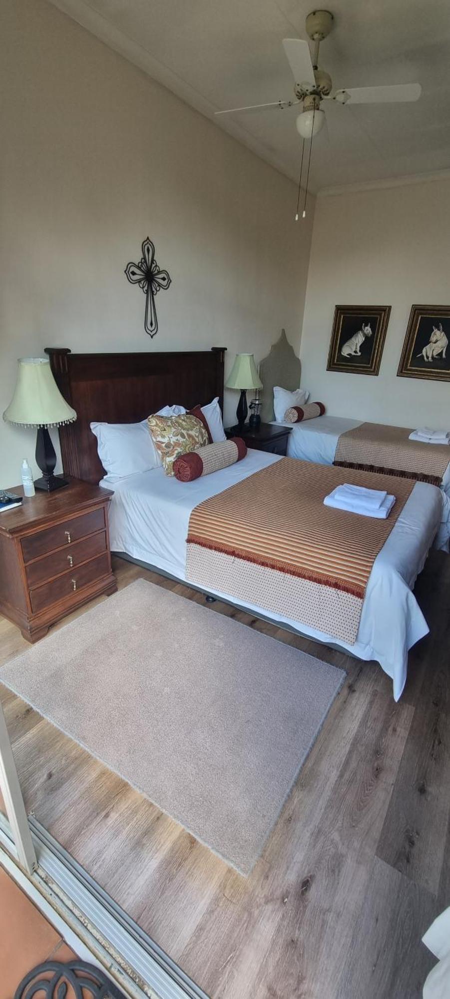 Frankfort Guesthouse Ngoại thất bức ảnh